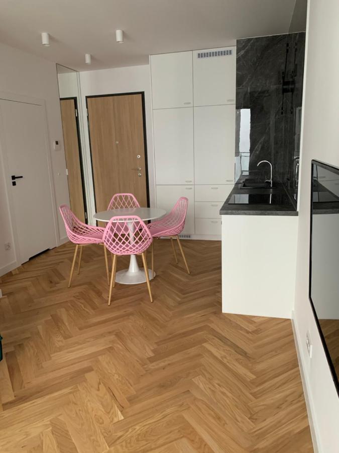 Apartamenty Wola Goleszowska Warsaw Exterior photo